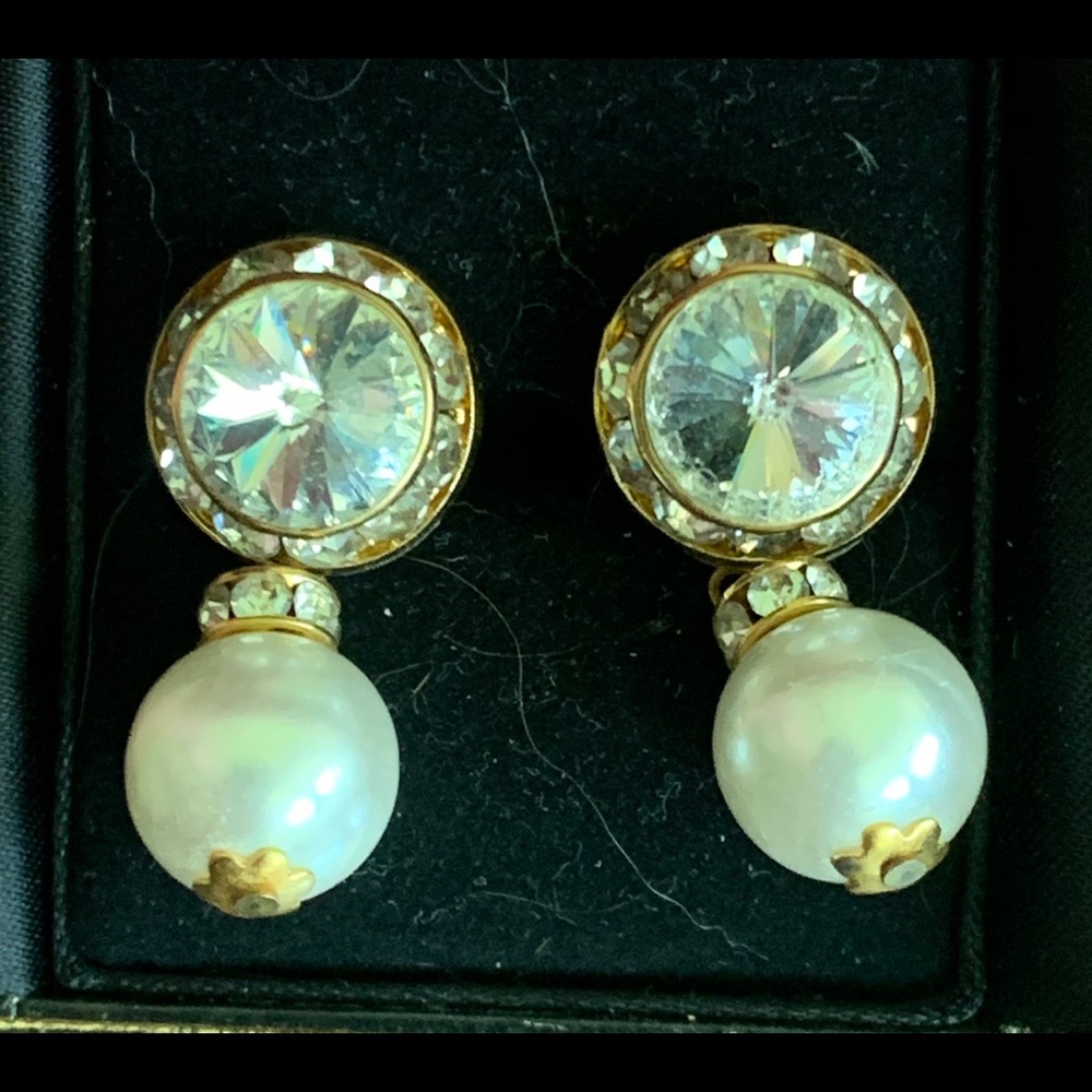 Crystal and white pearl 1980 earrings Ylang Ylang.
